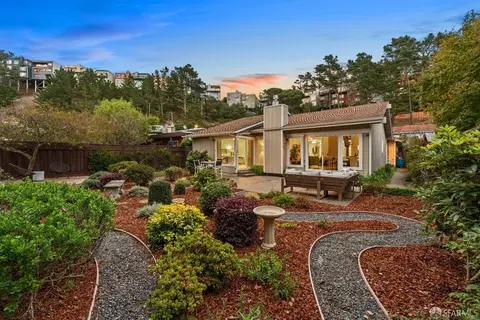 64 Crags Ct, San Francisco, CA 94131