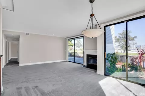 25 Regulus Ct, Alameda, CA 94501 photo 9