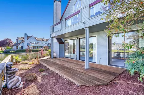 25 Regulus Ct, Alameda, CA 94501 photo 10