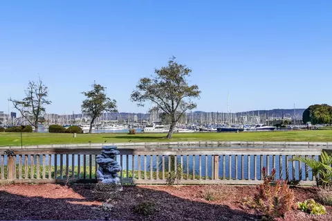 25 Regulus Ct, Alameda, CA 94501 photo 13