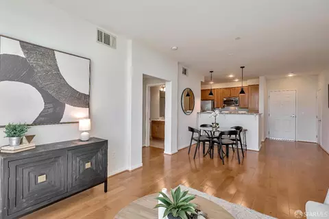 1388 Broadway #411, Millbrae, CA 94030 photo 2