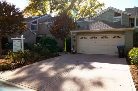 1974 Stratton Cir, Walnut Creek, CA 94598