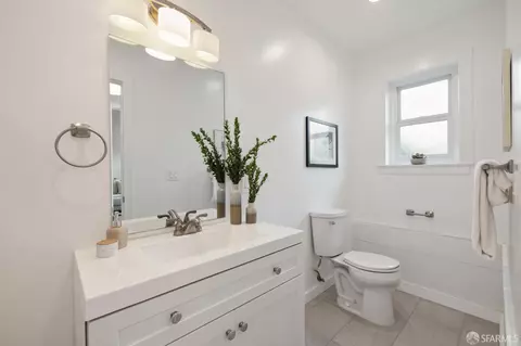 1152 Burrows St, San Francisco, CA 94134 photo 30