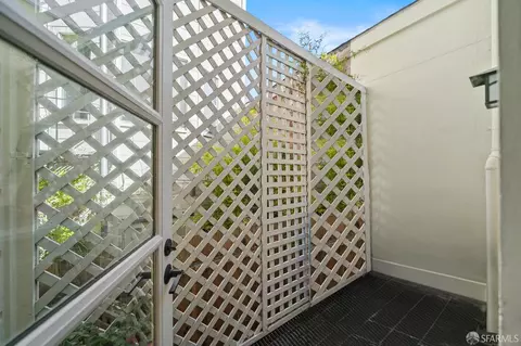 1 Cottage Row, San Francisco, CA 94115 photo 33