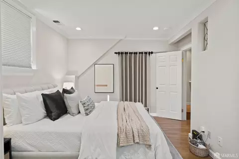 1 Cottage Row, San Francisco, CA 94115 photo 27