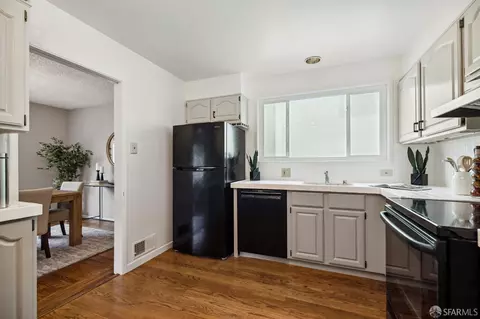 18 Greenview Ct, San Francisco, CA 94131 photo 14