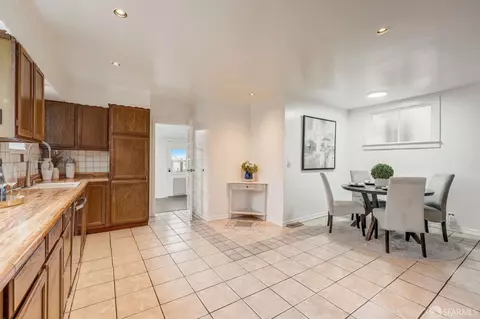 520 Lisbon St, San Francisco, CA 94112 photo 15