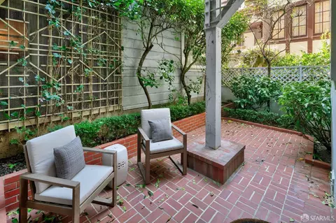 Exterior - 45 Walnut St, San Francisco, CA 94118 photo 3 of 3
