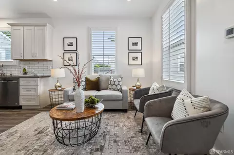 349 Ellington Ave, San Francisco, CA 94112 photo 9