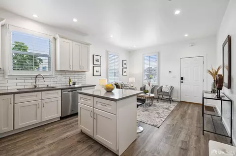 349 Ellington Ave, San Francisco, CA 94112 photo 11
