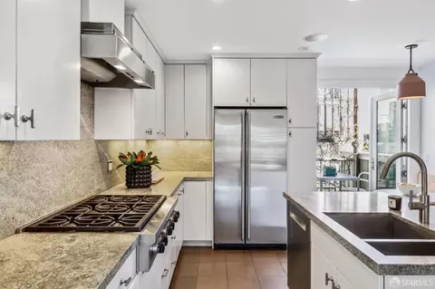 Kitchen - 72 Nido Ave, San Francisco, CA 94115 photo 2 of 7