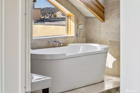 Bath - 72 Nido Ave, San Francisco, CA 94115 photo 1 of 8