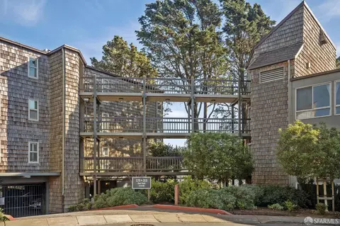 175 Red Rock Way #207K, San Francisco, CA 94131