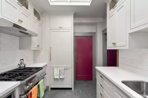 2363 Larkin St #43, San Francisco, CA 94109 photo 27