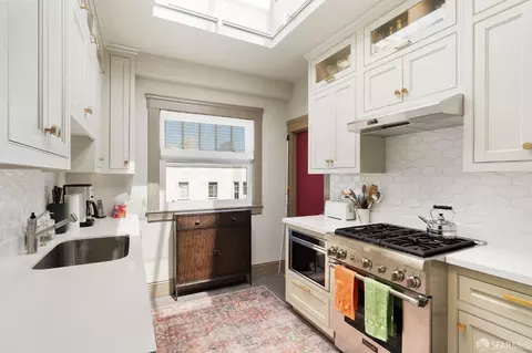 2363 Larkin St #43, San Francisco, CA 94109 photo 22