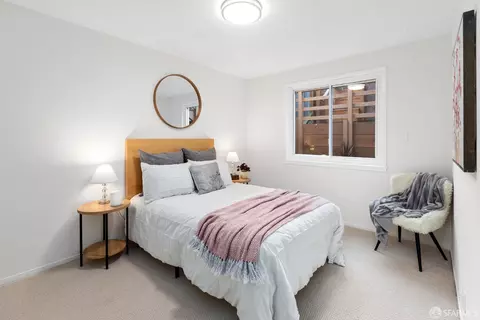 Bedroom - 80 Montezuma St, San Francisco, CA 94110 photo 3 of 3