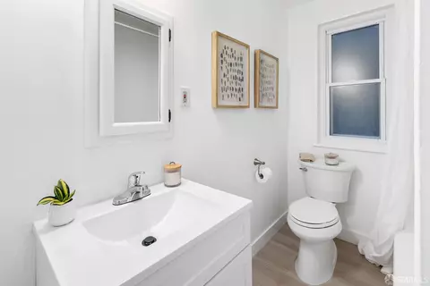 Bath - 80 Montezuma St, San Francisco, CA 94110 photo 1 of 2