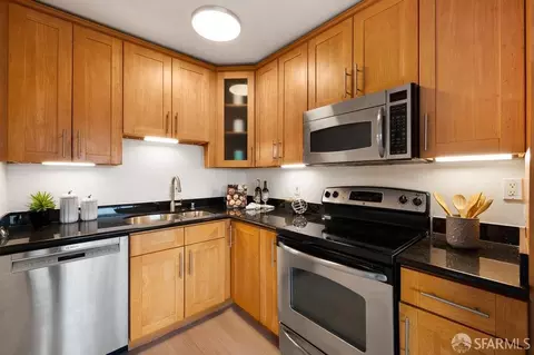 655 Corbett Ave #A, San Francisco, CA 94114 photo 5