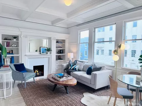 1097 Green St #2, San Francisco, CA 94133