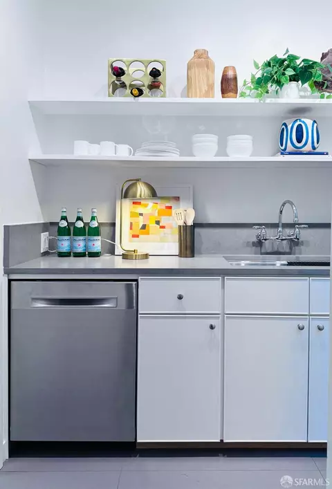 1097 Green St #2, San Francisco, CA 94133 photo 19