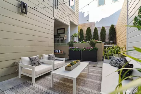 Exterior - 1914 Webster St, San Francisco, CA 94115 photo 3 of 9