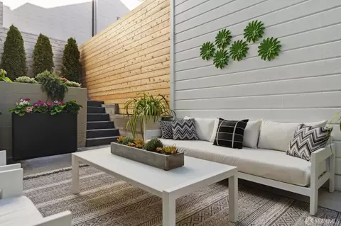 Exterior - 1914 Webster St, San Francisco, CA 94115 photo 2 of 9