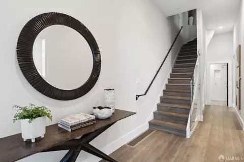 Entry Way - 1914 Webster St, San Francisco, CA 94115 photo 1 of 2