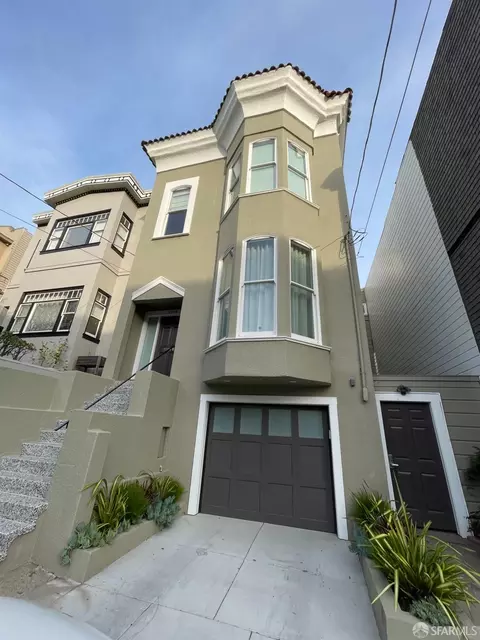 Exterior - 1914 Webster St, San Francisco, CA 94115 photo 7 of 9