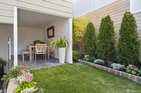 Exterior - 1914 Webster St, San Francisco, CA 94115 photo 4 of 9