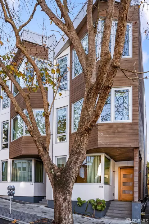 2121 Webster St #TH8, San Francisco, CA 94115
