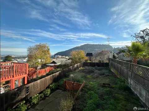 1736 11th Ave, San Francisco, CA 94122 photo 4