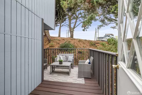 65 Digby St, San Francisco, CA 94131 photo 32