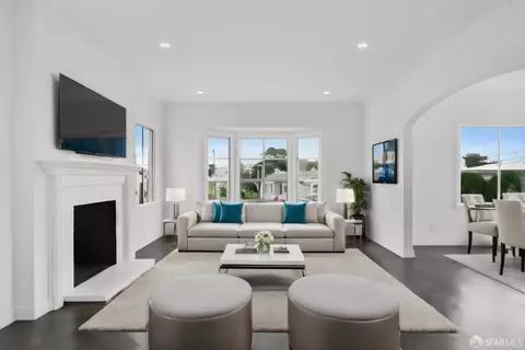 Living - 635 Prague St, San Francisco, CA 94112 photo 2 of 6