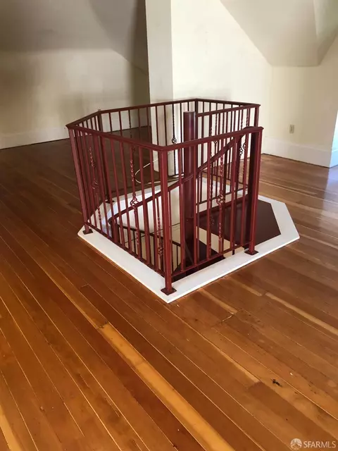 950 Steiner St #6, San Francisco, CA 94117