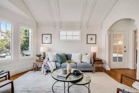 Living - 209 Broad St, San Francisco, CA 94112 photo 3 of 6