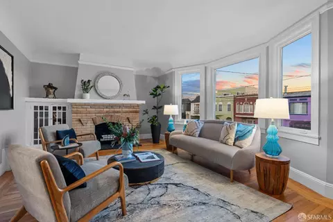 Living - 822 45th Ave, San Francisco, CA 94121 photo 1 of 2