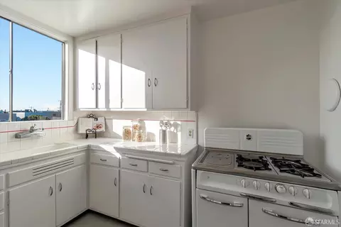 2731 41st Ave, San Francisco, CA 94116 photo 17