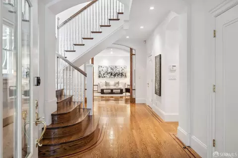 2536 Baker St, San Francisco, CA 94123 photo 3