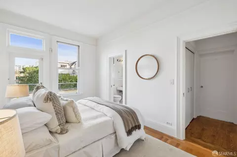 2536 Baker St, San Francisco, CA 94123 photo 32