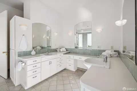 2536 Baker St, San Francisco, CA 94123 photo 24