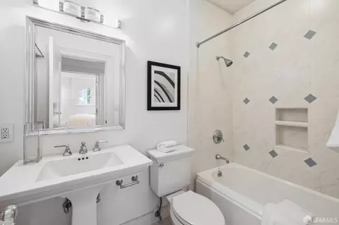 2536 Baker St, San Francisco, CA 94123 photo 49