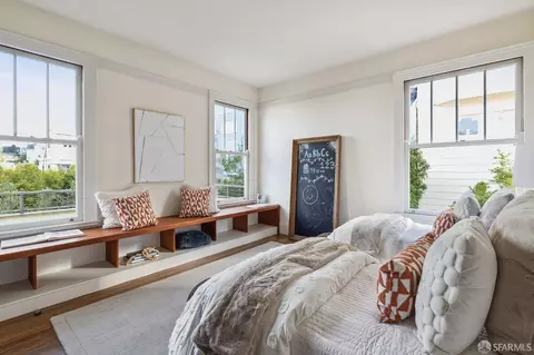 2536 Baker St, San Francisco, CA 94123 photo 27