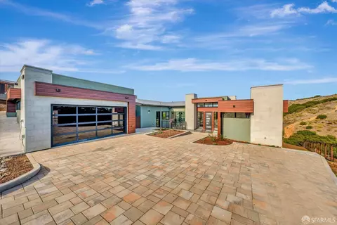 2011 Bishop Rd, Belmont, CA 94002