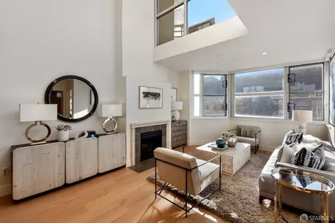 690 Spruce St #202, San Francisco, CA 94118