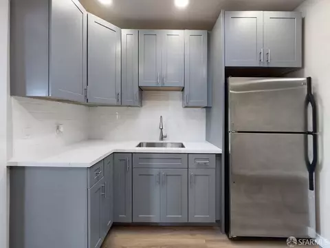 224 Shields St, San Francisco, CA 94132 photo 4