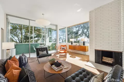 Living - 65 Cleary Ct #10, San Francisco, CA 94109 photo 2 of 3