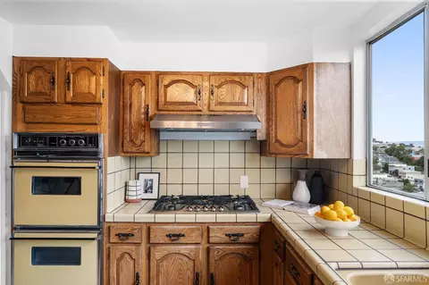 249 Nevada St, San Francisco, CA 94110 photo 9