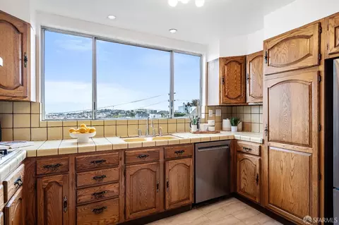 249 Nevada St, San Francisco, CA 94110 photo 13