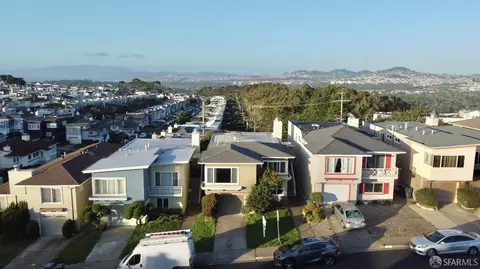 14 Ocean Grove Ave, Daly City, CA 94015
