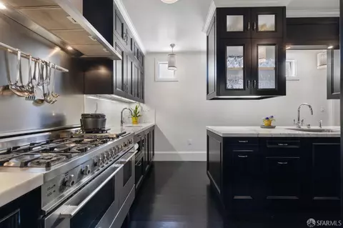 3851 Cesar Chavez St, San Francisco, CA 94131 photo 5